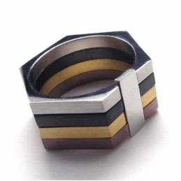 Zeshoekige Gekleurde Titanium Ring Van 11 Mm