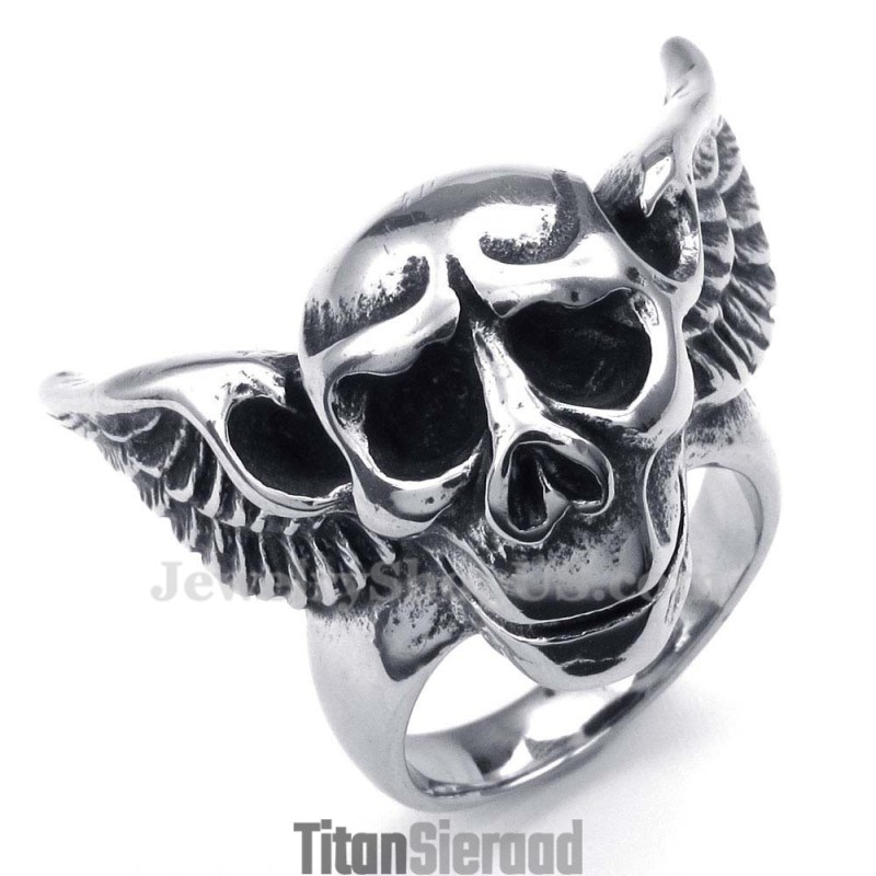 Titanium Schedelring Met Vleugels Titanium Schedelring Met Vleugels