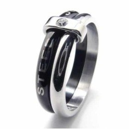 Twee Cirkels 8 Mm Diamanten Gezette Titanium Ingelegde Ring