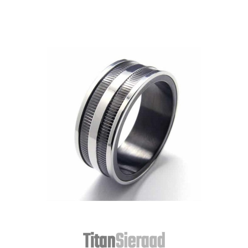 Twee Gegroefde 8 Mm Zwarte Titanium Ringen Twee Gegroefde 8 Mm Zwarte Titanium Ringen