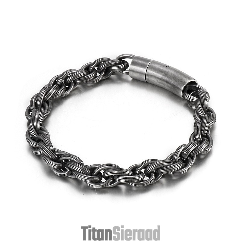 Eenvoudige, Modieuze En Chique Biker Titanium Armband Voor Heren Eenvoudige, Modieuze En Chique Biker Titanium Armband Voor Heren