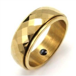 Nieuwe Stijl Gouden Facetgeslepen Wolfraam Ring