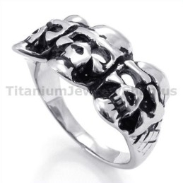 Drie Schedel Titanium Ring
