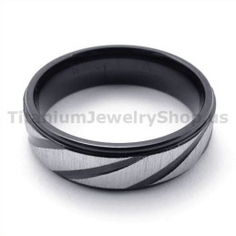 Zwarte Titanium Ring Met Diamant