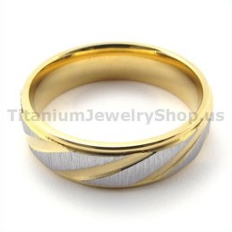 Gloden Titanium Ring Met Diamant