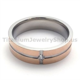 Gloden Titanium Ring Met Diamant