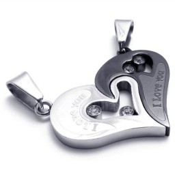 Liefje En Zwarte Titanium Hangers Met Diamanten - Gratis Kettingen