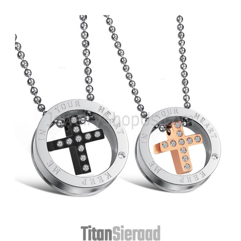 Titanium Roségoud En Zwarte Kruishangers Met Strass Steentjes En Gratis Kettingen C681 Titanium Roségoud En Zwarte Kruishangers Met Strass Steentjes En Gratis Kettingen C681
