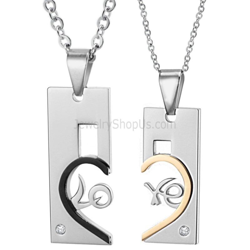 Titanium Roségoud En Zwarte "Love" Hanger Met Strass Steentjes En Gratis Kettingen C539 Titanium Roségoud En Zwarte "Love" Hanger Met Strass Steentjes En Gratis Kettingen C539