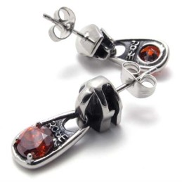 Rode Diamanten Titanium Oorbellen