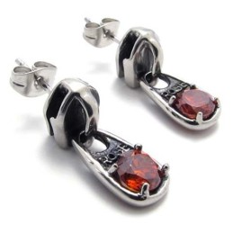 Rode Diamanten Titanium Oorbellen