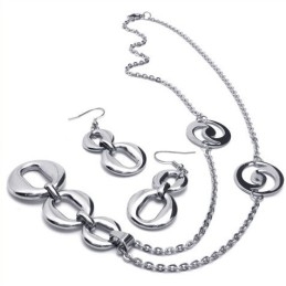 Behendig Ontwerp, Schitterende Kleuren, Uitstekende Kwaliteit Titanium Sieradenset Inclusief Ketting, Hanger En Oorbel