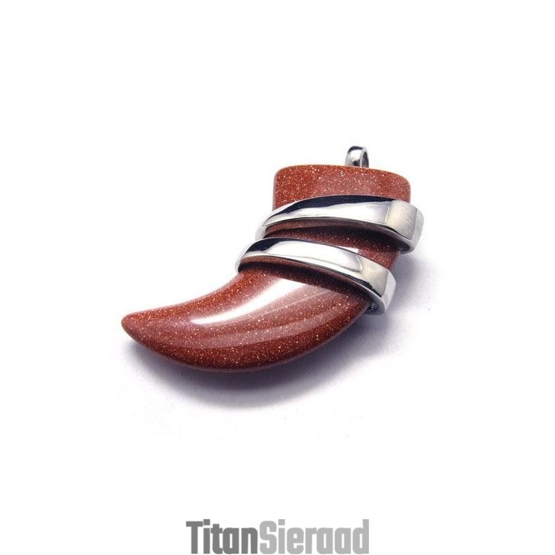 Herenketting Met Vermiljoenkleurige Speerhanger Van Puur Titanium Herenketting Met Vermiljoenkleurige Speerhanger Van Puur Titanium