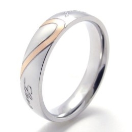 Prachtig Ontwerp, Kleurbriljantie, Superieure Kwaliteit Titanium Ring